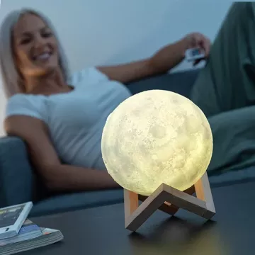 Nabíjateľná LED lampa Luna Moondy - InnovaGoods